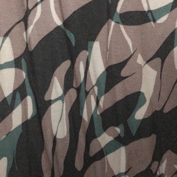 Tank - Picture 2 of 2